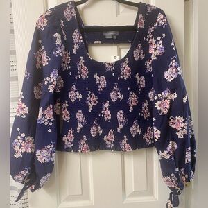 Anthropology Balloon Puff Long Sleeve Smocked Top Size Small NWT